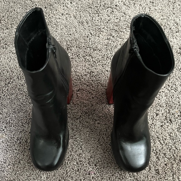 Fire Pattern Heeled Ankle Boots - Picture 7 of 8